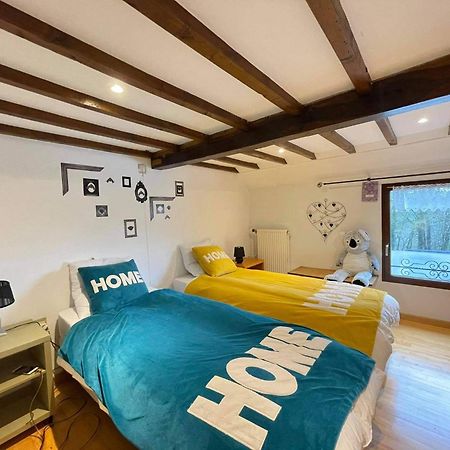 Lesse En Ciel Vous Accueille Avec Plaisir . Villa Houyet ภายนอก รูปภาพ