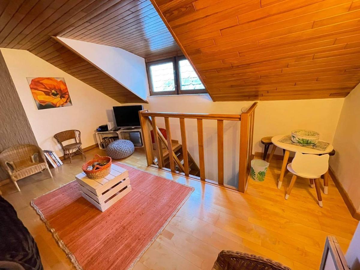 Lesse En Ciel Vous Accueille Avec Plaisir . Villa Houyet ภายนอก รูปภาพ