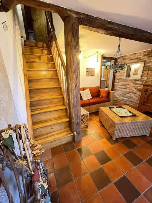 Lesse En Ciel Vous Accueille Avec Plaisir . Villa Houyet ภายนอก รูปภาพ